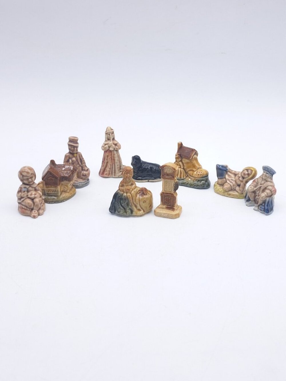 10 Wade Whimsies Nursery Rhyme Figurines With Puss in Boots